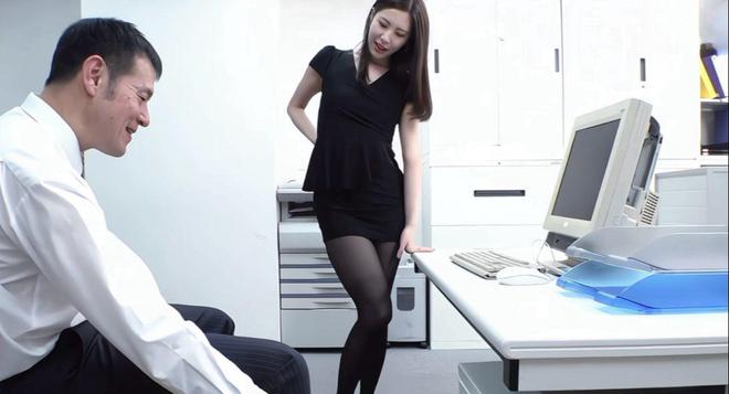面（33）办公室职员水端麻美凯发平台老司机清一色的名场(图10)